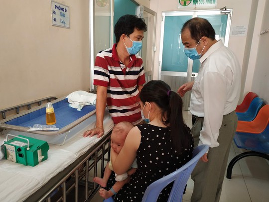 Bộ trưởng Bộ Y tế nhắc bài học cay đắng khi đến BV Nhi Đồng 2 - Ảnh 5.