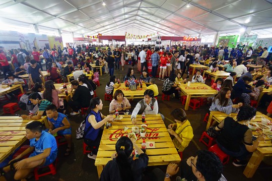 Hàng trăm món ngon tại Lễ hội ẩm thực châu Á - Ảnh 4.