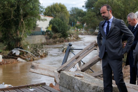 Pháp: Nước mưa 7 tháng trút xuống trong 1 đêm, nữ tu sĩ bị cuốn trôi - Ảnh 4.