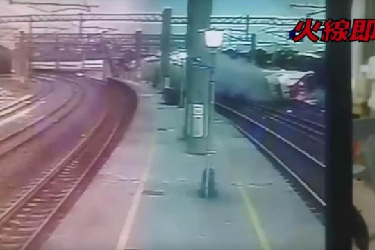 Tai nạn đường sắt ở Đài Loan: Ám ảnh cảnh tượng gần toa số 6 - Ảnh 2.