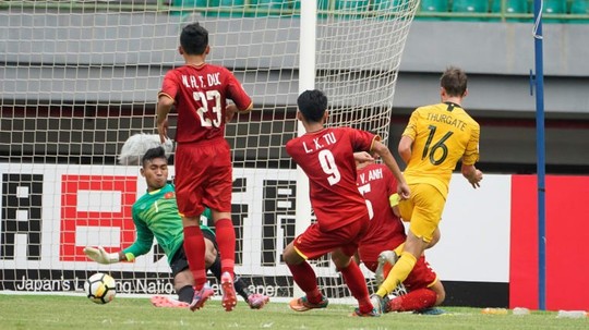 U19 Việt Nam thua Úc vì không dám chơi đôi công - Ảnh 1.