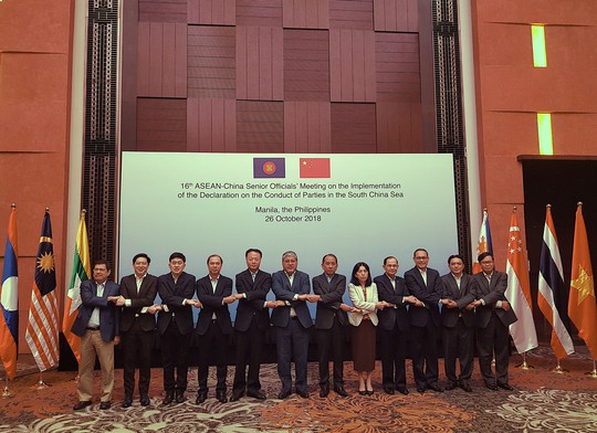 ASEAN - Trung Quốc họp về biển Đông - Ảnh 1.