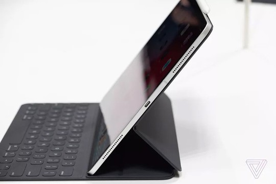 iPad Pro 2018 viền màn hình mỏng, nhận dạng khuôn mặt - Ảnh 5. iPad Pro 2018 viền màn hình mỏng, nhận dạng khuôn mặt - Ảnh 5.