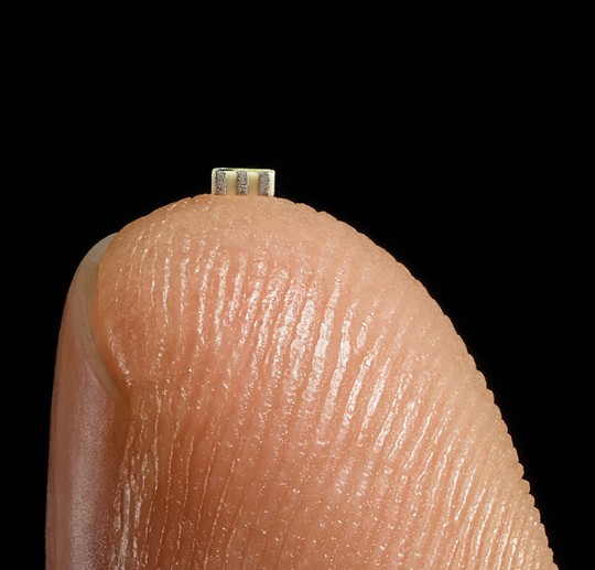 Trung Quốc dùng chip nhỏ bằng hạt gạo để xâm nhập các công ty Mỹ - Ảnh 2. Trung Quốc dùng chip nhỏ bằng hạt gạo để xâm nhập các công ty Mỹ - Ảnh 2.