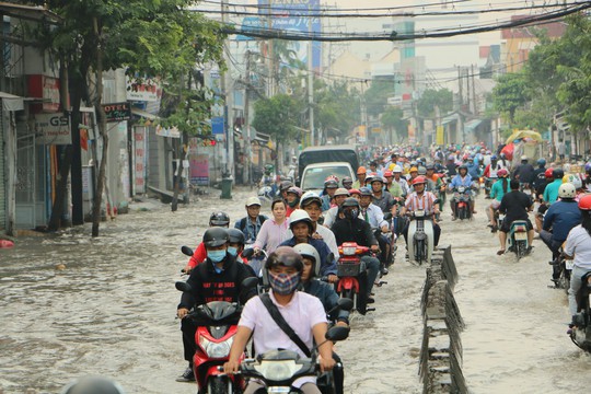 Lộ thêm “thủ phạm” gây ngập ở khu Nam Sài Gòn - Ảnh 2.