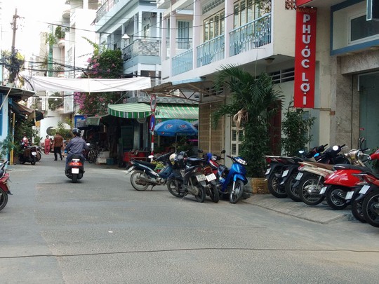 Mot thanh nien bi dam chet tai trung tam TP HCM