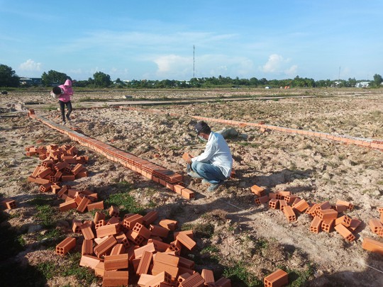 Khổ vì góp vốn mua đất nền - Ảnh 1.