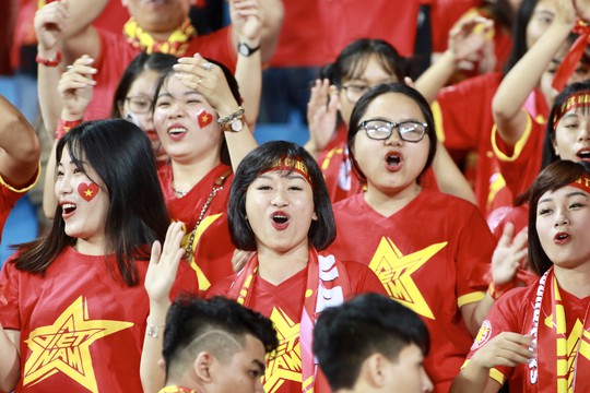 Clip Việt Nam - Malaysia 2-0: Chiến công trọn vẹn cho chủ nhà - Ảnh 12.