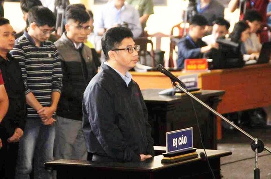 Nguyen Van Duong headteacher decided not to publish 1,600 billion bills of illegal profit - Picture 1.