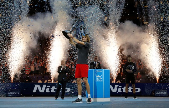 Djokovic thua sốc ở chung kết, Zverev vô địch ATP Finals 2018 - Ảnh 10.