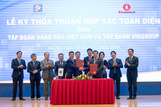 VinFast xây dựng chuỗi tổ hợp dịch vụ cho ô tô, xe máy điện trên toàn quốc - Ảnh 1. VinFast xây dựng chuỗi tổ hợp dịch vụ cho ô tô, xe máy điện trên toàn quốc - Ảnh 1.