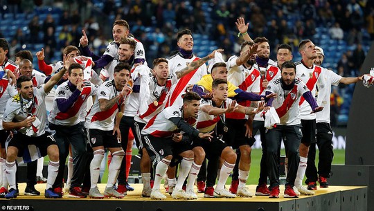 Thắng nghẹt thở chung kết Copa Libertadores, River Plate xứng danh vua Nam Mỹ - Ảnh 13.