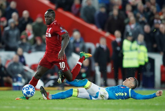 Salah cứu á quân Liverpool, Tottenham thoát hiểm Champions League - Ảnh 2.
