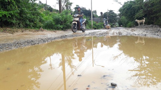 Đà Nẵng: Ám ảnh với 22 km đường ĐT 601 biến thành ao sau mưa lớn - Ảnh 11.