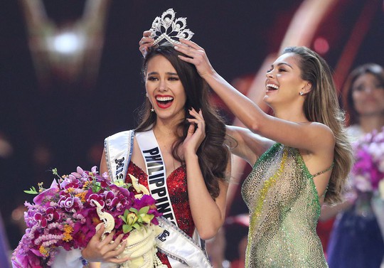 Người đẹp Philippines đăng quang Hoa hậu Hoàn vũ Thế giới 2018 - Ảnh 1.