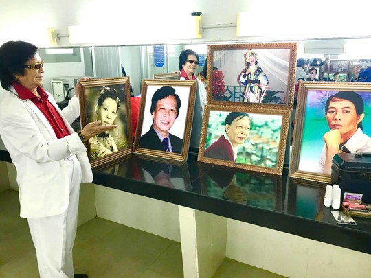 Danh ca Minh Cảnh ký thác điều gì ở triển lãm ảnh tuổi 82 - Ảnh 2.