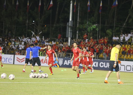 Clip: Thắng Philippines 2-1, tuyển Việt Nam vẫn tiếc nuối - Ảnh 12.