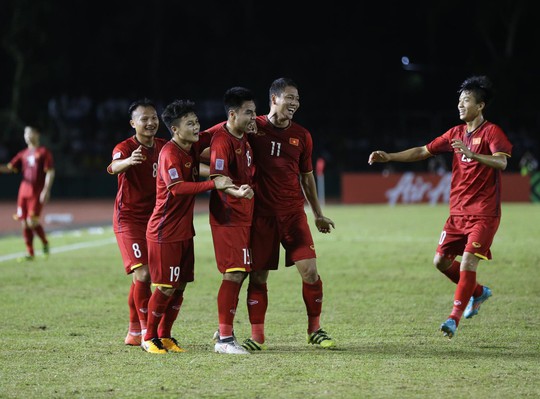 Clip: Thắng Philippines 2-1, tuyển Việt Nam vẫn tiếc nuối - Ảnh 10.
