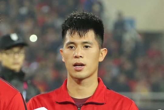 Tuyển thủ Đình Trọng và ca sĩ Noo Phước Thịnh cùng trổ tài tâng bóng trong Countdown 2019 - Ảnh 1.
