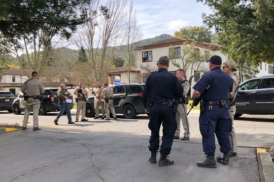 Nổ súng bắt con tin ở nhà cựu binh California, 4 người chết - Ảnh 2.
