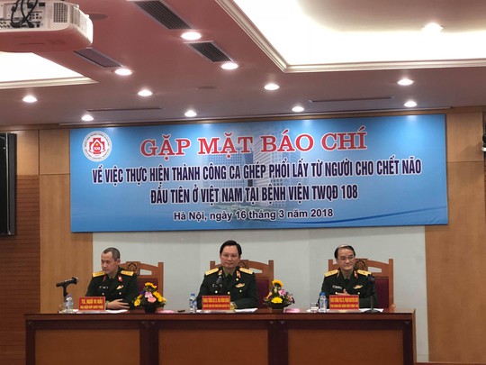 Việt Nam lần đầu tiên ghép phổi từ người cho chết não - Ảnh 4.