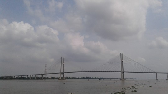 Ngắm cầu Cao Lãnh bắc qua sông Tiền trước ngày thông xe - Ảnh 1.