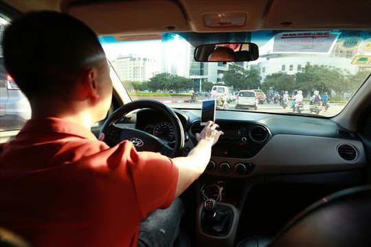 Uber biến mất tại Việt Nam: Bớt cạnh tranh, khách hàng, lái xe có bị thiệt? - Ảnh 1.