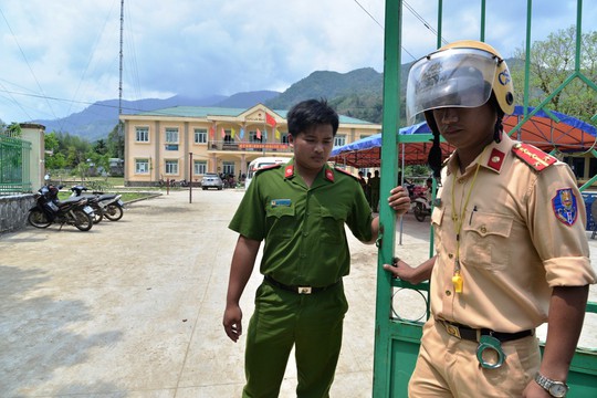 Đã bắt được 2 nghi phạm bắn chết người ở Kon Tum - Ảnh 3.