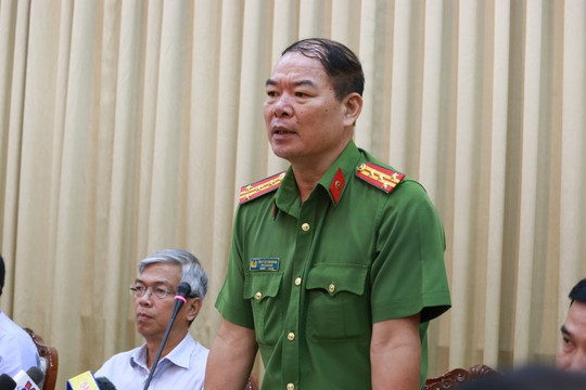 TP HCM họp báo: Nóng vụ cháy chung cư Carina - Ảnh 1. TP HCM họp báo: Nóng vụ cháy chung cư Carina - Ảnh 1.