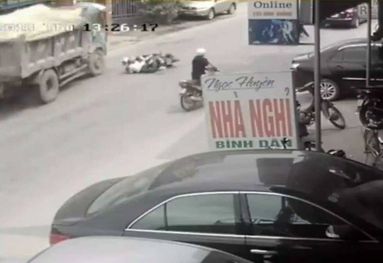 Luật sư phân tích khả năng tài xế Đỗ Văn Tiến đối mặt với xử lý hình sự - Ảnh 1. Luật sư phân tích khả năng tài xế Đỗ Văn Tiến đối mặt với xử lý hình sự - Ảnh 1.