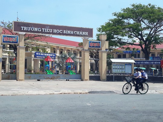 Thêm một nhân chứng tố ông Võ Hòa Thuận ép cô giáo quỳ gối 40 phút - Ảnh 1.