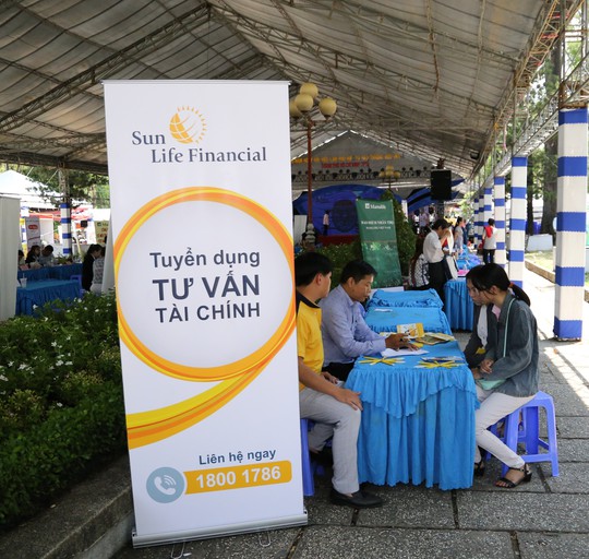 Nhiều cơ hội việc làm hấp dẫn trong ngành bảo hiểm - Ảnh 2. Nhiều cơ hội việc làm hấp dẫn trong ngành bảo hiểm - Ảnh 2.