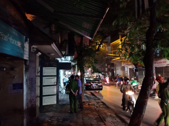 Vụ án Vũ nhôm: Đang khám nhà cựu Phó tổng cục trưởng tình báo - Ảnh 3. Vụ án Vũ nhôm: Đang khám nhà cựu Phó tổng cục trưởng tình báo - Ảnh 3.