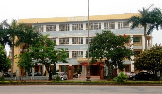 Gần 300 lao động tốt nghiệp đại học chính quy lo lắng vì bị chấm dứt hợp đồng - Ảnh 1.