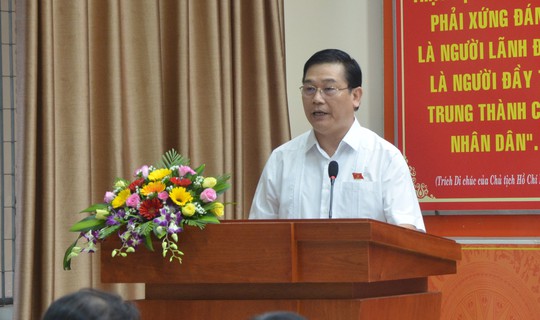 Cử tri yêu cầu làm rõ giám đốc Công an Đà Nẵng có nhận tiền của Vũ nhôm hay không - Ảnh 1. Cử tri yêu cầu làm rõ giám đốc Công an Đà Nẵng có nhận tiền của Vũ nhôm hay không - Ảnh 1.