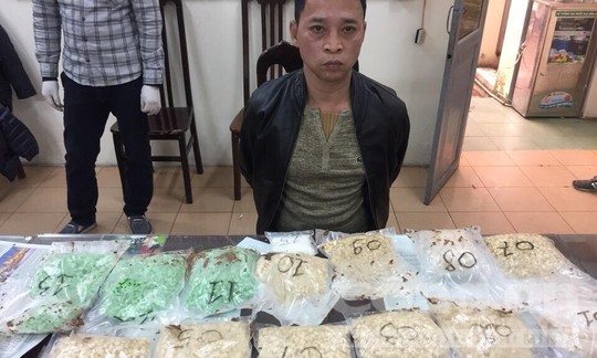 Bắt Việt kiều làm bầu sô ca nhạc cầm đầu đường dây ma túy - Ảnh 1.