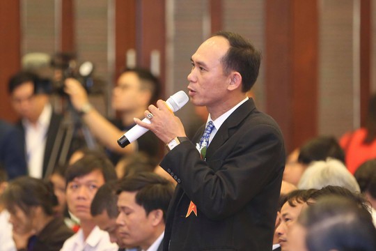 Thủ tướng Nguyễn Xuân Phúc: Vì sao nông dân chưa giàu? - Ảnh 2. Thủ tướng Nguyễn Xuân Phúc: Vì sao nông dân chưa giàu? - Ảnh 2.