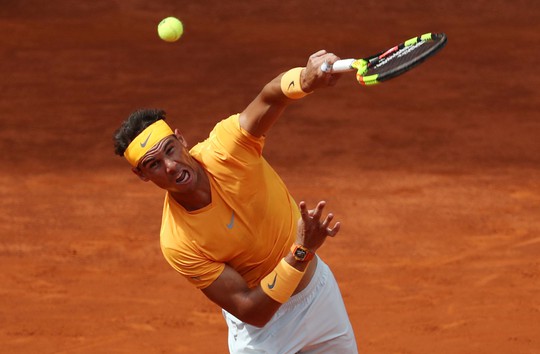 Vòng 2 Madrid Open: Nadal đả bại Monfils, Djokovic tiếp tục bị loại - Ảnh 1.