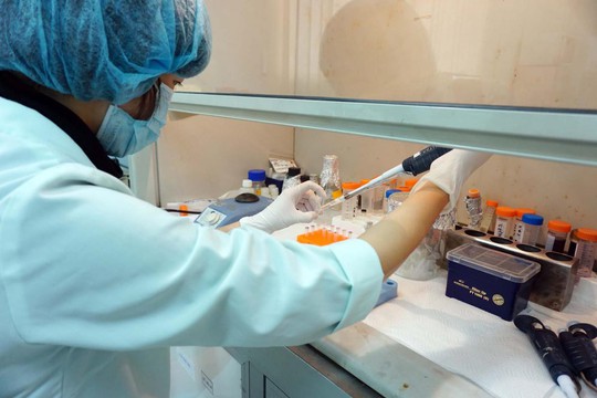 Việt Nam sản xuất thành công vắc-xin ngừa cúm mùa 3 trong 1 - Ảnh 1.