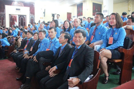 Ông Nguyễn Hòa tái đắc cử chức Chủ tịch LĐLĐ tỉnh Khánh Hòa - Ảnh 3. Ông Nguyễn Hòa tái đắc cử chức Chủ tịch LĐLĐ tỉnh Khánh Hòa - Ảnh 3.