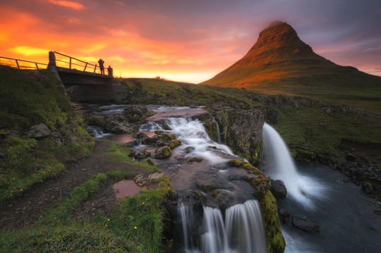 10 bức ảnh đốn tim du khách tại quốc gia băng đảo Iceland - Ảnh 10.