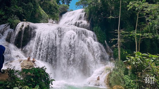 Phát sốt” với thác nước đẹp như tiên cảnh ngay gần Hà Nội - Ảnh 2.