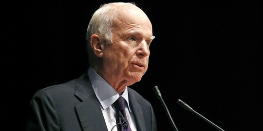 Ông McCain “không muốn Tổng thống Trump dự tang lễ” - Ảnh 1.