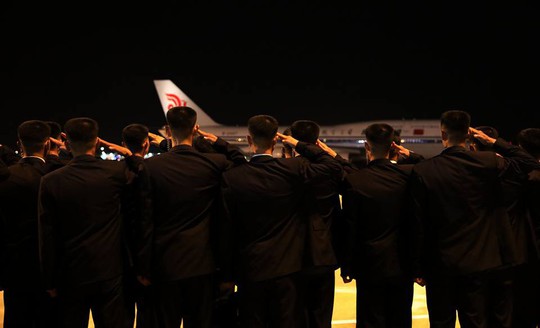 Ông Kim Jong-un rời Singapore về nước lúc nửa đêm - Ảnh 5.