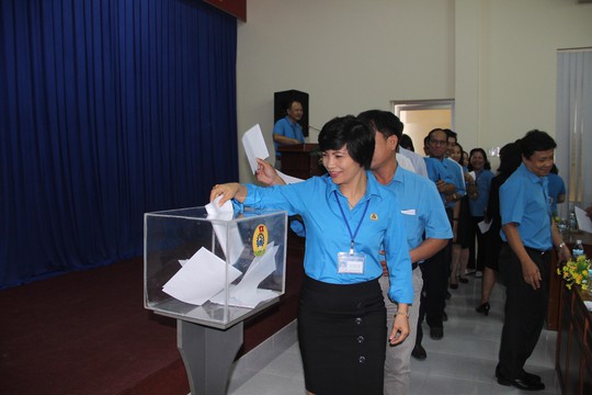 Khánh Hòa: Yêu cầu thông tin đầy đủ dự thảo luật đặc khu cho người lao động - Ảnh 3.