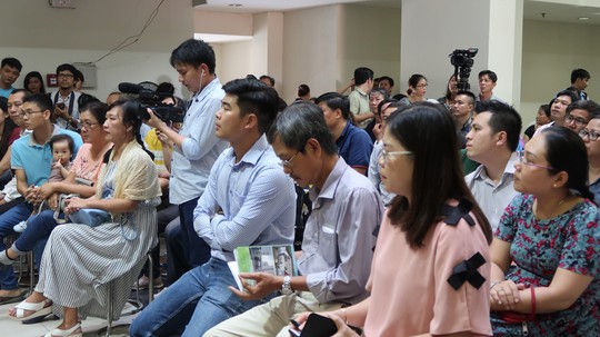 Đang công kèo nhà cái trực tuyến chung cư Carina - Ảnh 2.