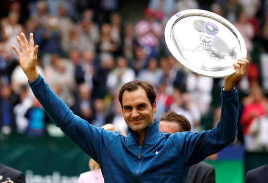 Federer bất ngờ thua đàn em ở chung kết Halle Open - Ảnh 4.