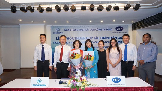 CEP và SAIGONBANK ký kết hợp tác phục vụ người lao động nghèo - Ảnh 2.