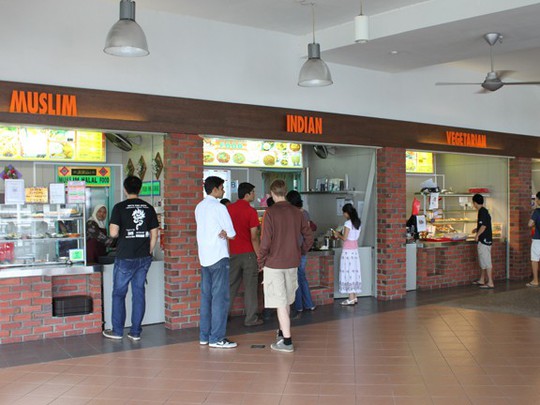 Khu ăn uống sang trọng khó tin của ĐHQG Singapore - Ảnh 1.
