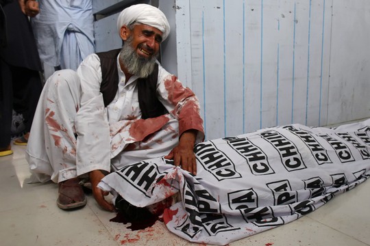 Pakistan: Đánh bom thảm khốc, 128 người chết - Ảnh 1.